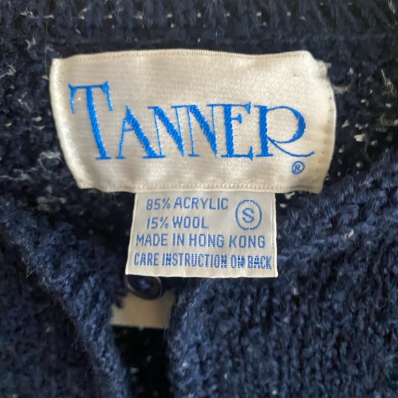 Woman’s Navy Sweater - Picture 3 of 3